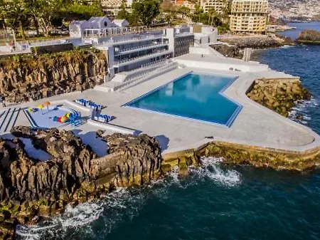 Appartement Stylish With Balcony And Amazing Views Over And The Sea *